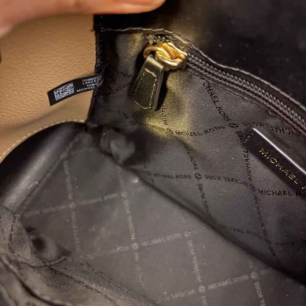 Michael Kors‎ Black Leather Reed Center Logo MK Satchel Purse